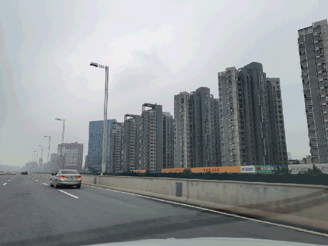 佳強打包箱式房廠家馳援河南